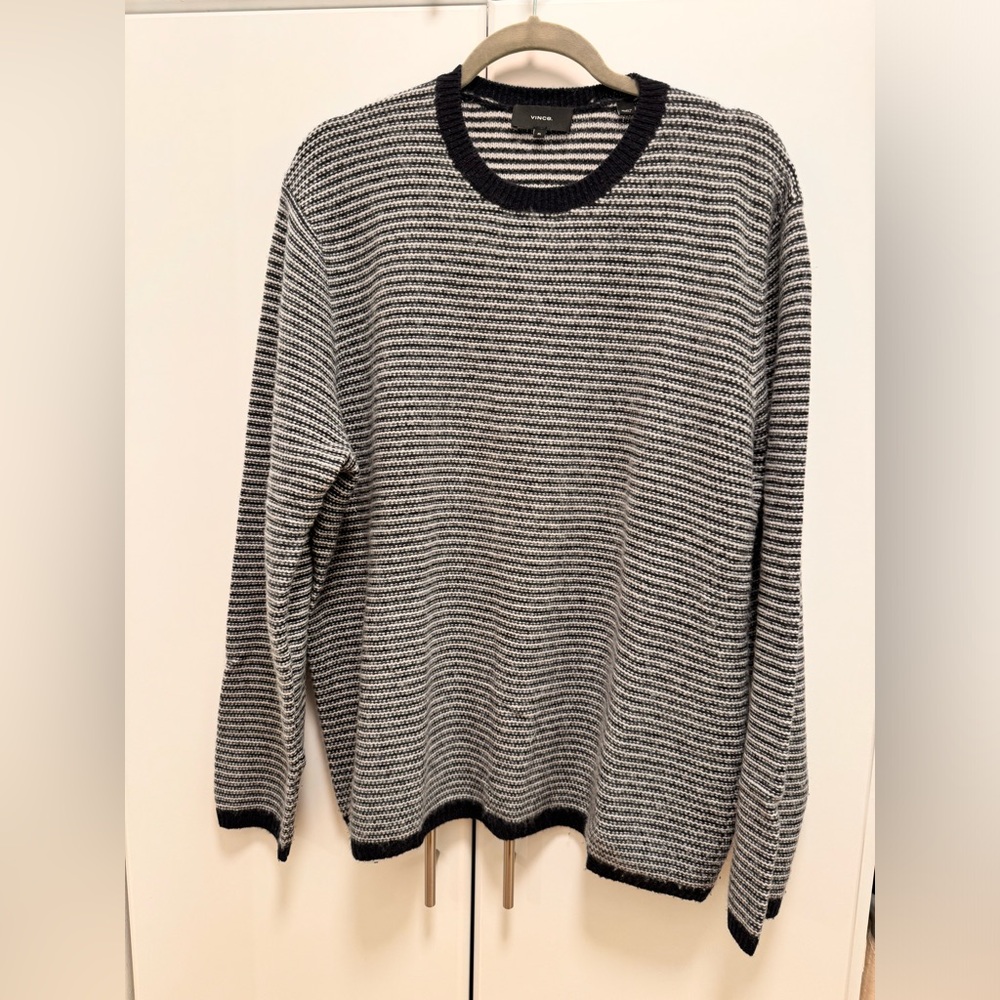 Vince 100% Cashmere Crewneck Men’s Sweater